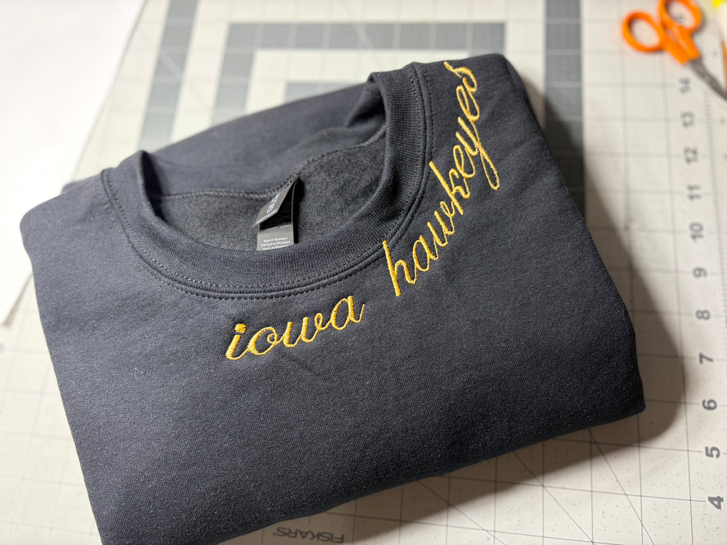 Team custom Crewneck Collar